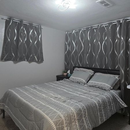 Falstaff Home Τορόντο Εξωτερικό φωτογραφία