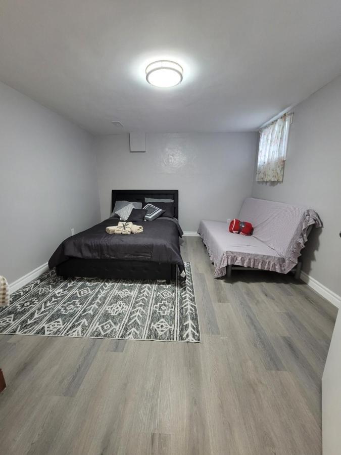 Falstaff Home Τορόντο Εξωτερικό φωτογραφία