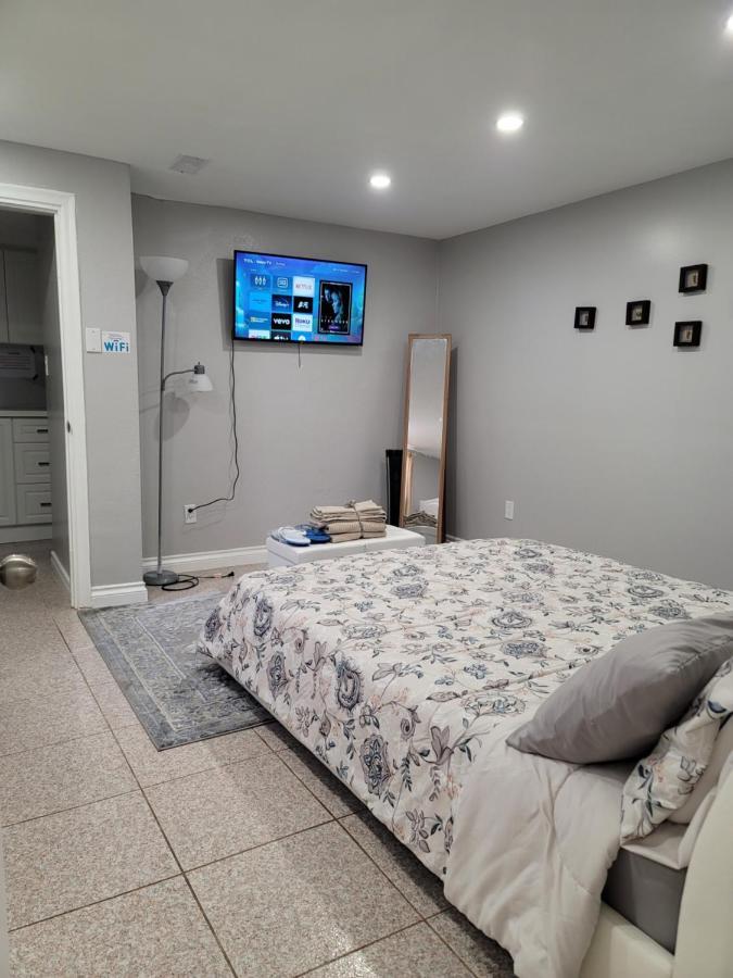 Falstaff Home Τορόντο Εξωτερικό φωτογραφία